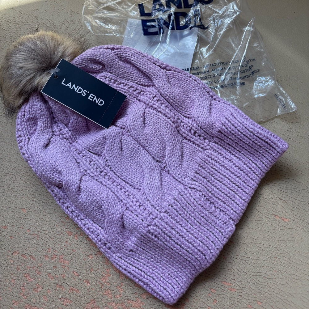 NWT Lands’ End Women’s Cable Knit Hat with Faux Fur Pom-Pom